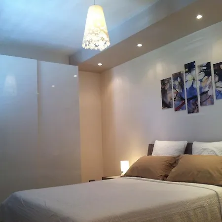 Terra Di Sicilia Apartmán *
